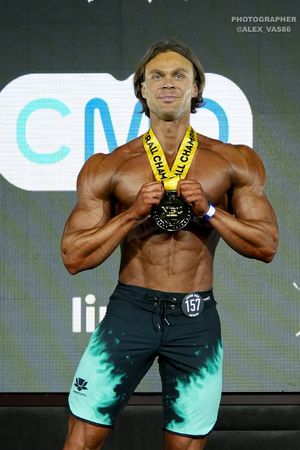 MEN'S ATHLETIC OVERALL